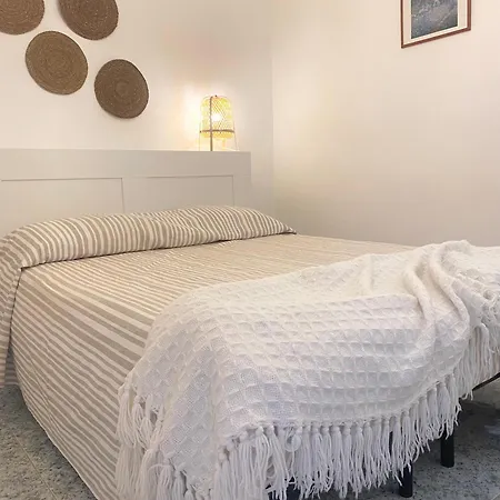 Marhu' Aparthotel 2*