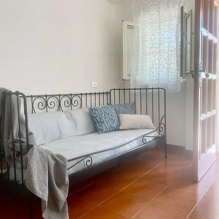 Marhu' Aparthotel 2*